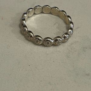 Sterling silver ring .. barely worn. Little flowers